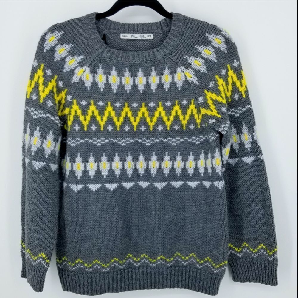 ZARA Knit Long Sleeve Gray/Yellow Sweater